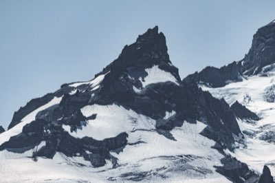 Jungfrau vs Matterhorn: Choosing Your Alpine Adventure Base