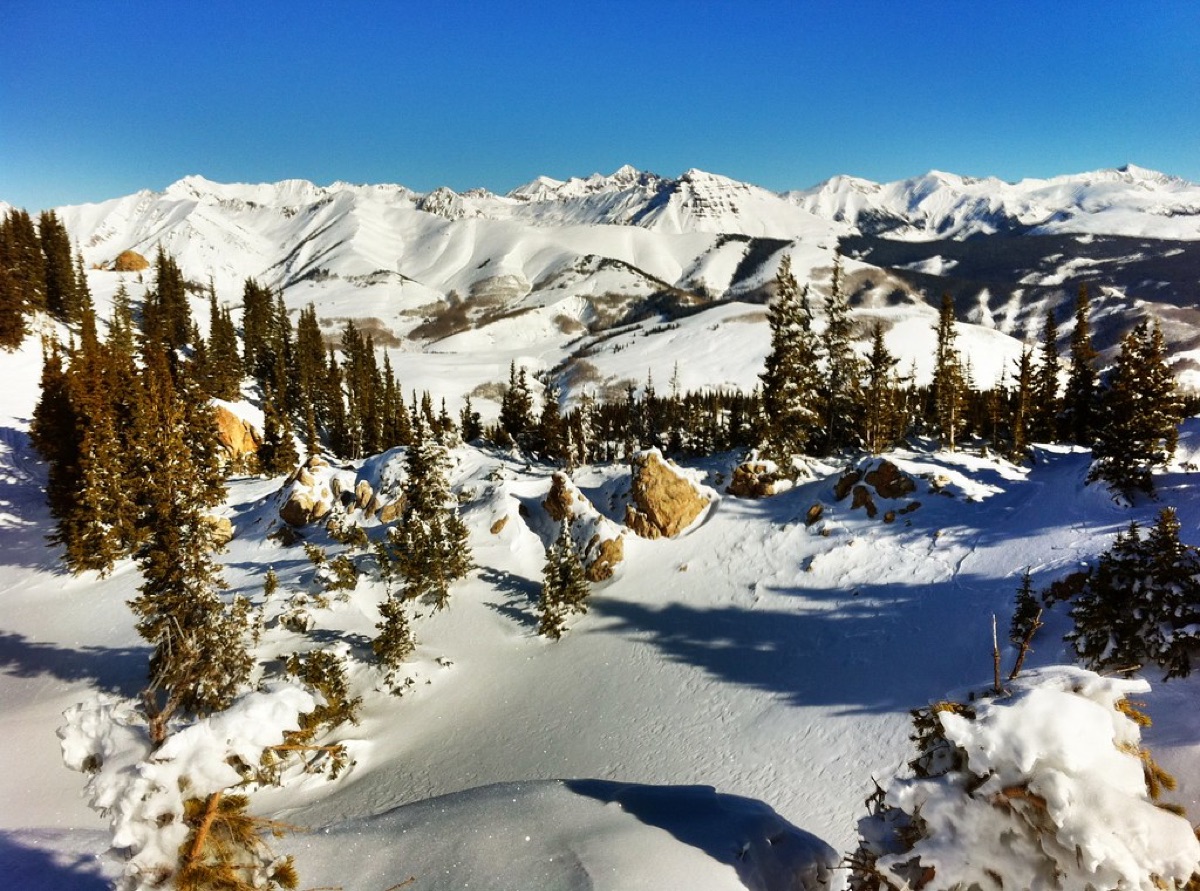 Sneeuwige alpinesporen