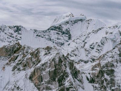 Topo da Europa ou Ícone: Decida seu destino alpino perfeito agora