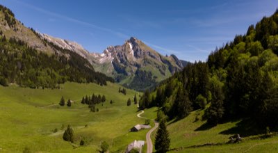 Alpen-Tourismus: Die Kunst der 4-Länder-Durchquerung