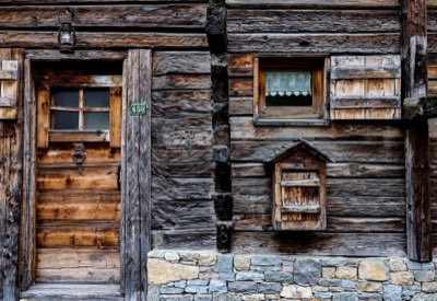 Rifugio Alpino: Un Viaggio di 1 Notte nel Cuore della Montagna