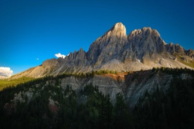 Dolomites ou Chamonix ? Votre voyage de montagne commence ici