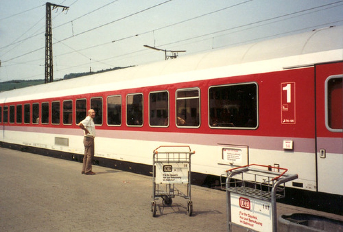 アルプス山間鉄道の駅