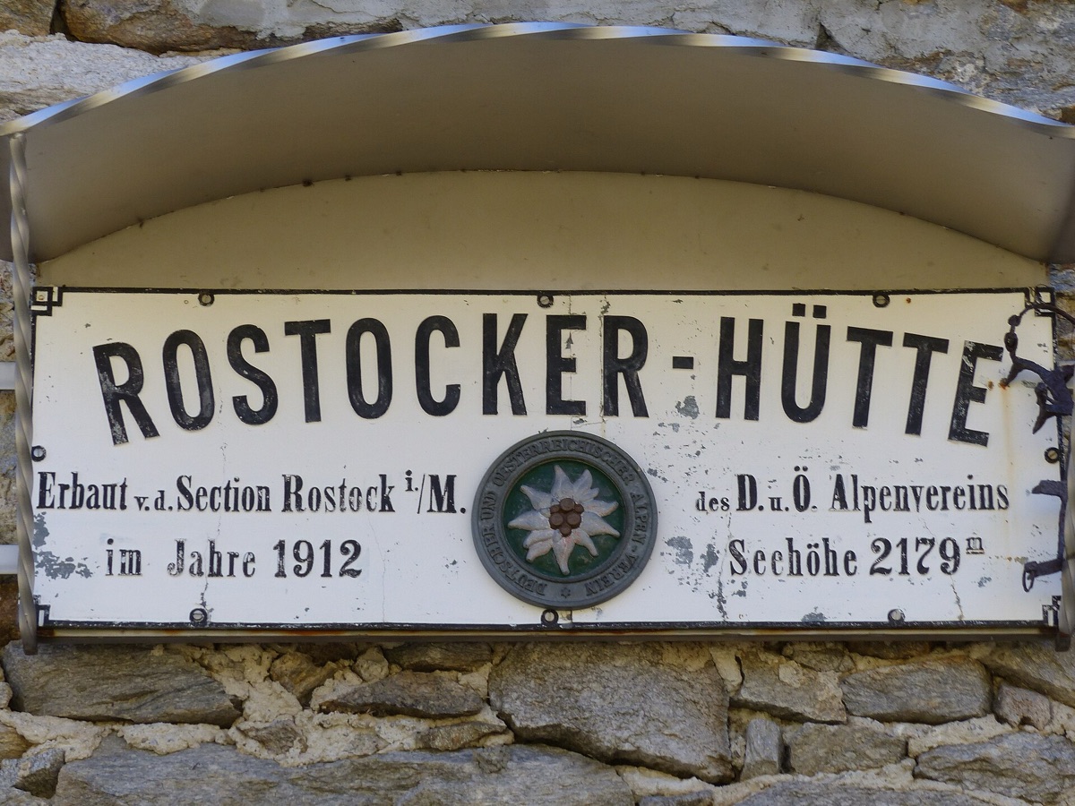 alpine hütte sign