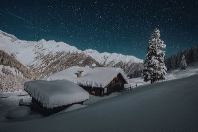 Alpinismo: Refúgio vs. Base, qual cabana para sua jornada?